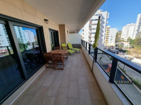 Apartamento na Praia com estacionamento